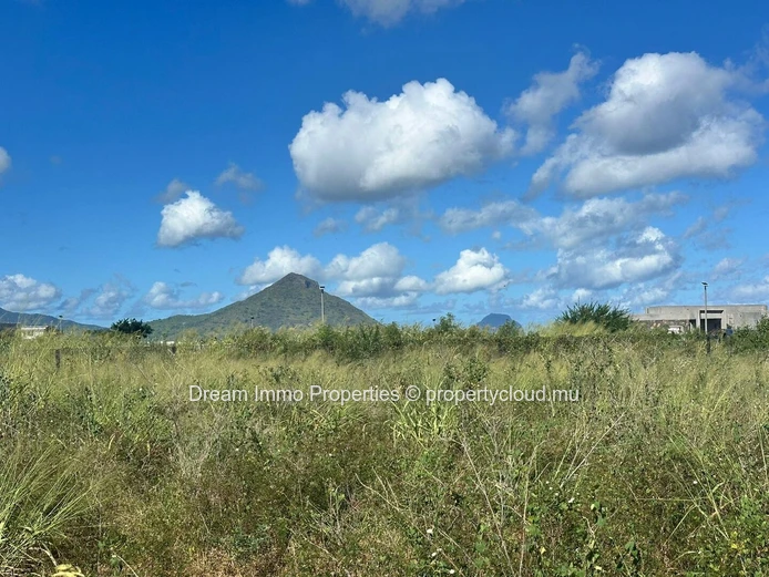 Appartements modernes de 3 chambres avec vue montagne à Flic en Flac – Ile Maurice