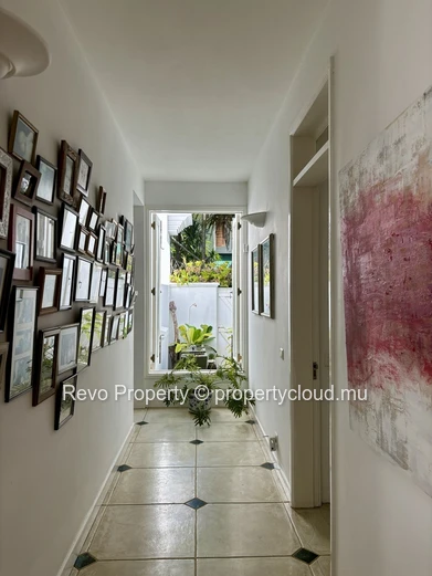 Stunning Home in Moka