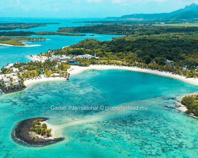 Villa de luxe en bord de mer à vendre | Plage privée et vues sur l'Océan Indien