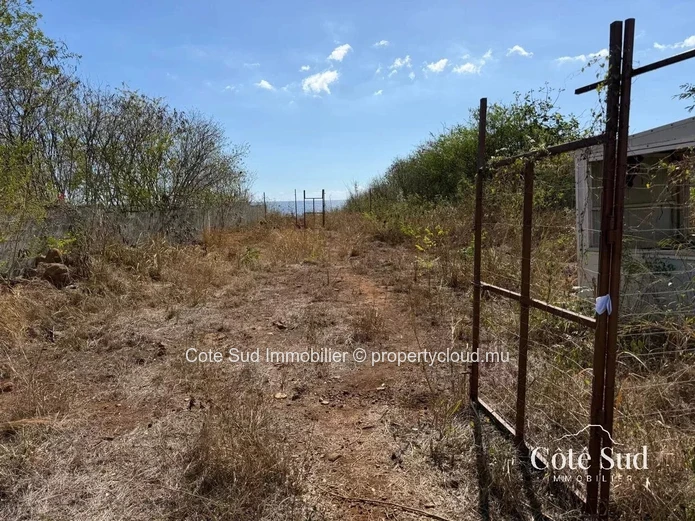 Beautiful Seaside Plot of Land in Albion, 583 m²