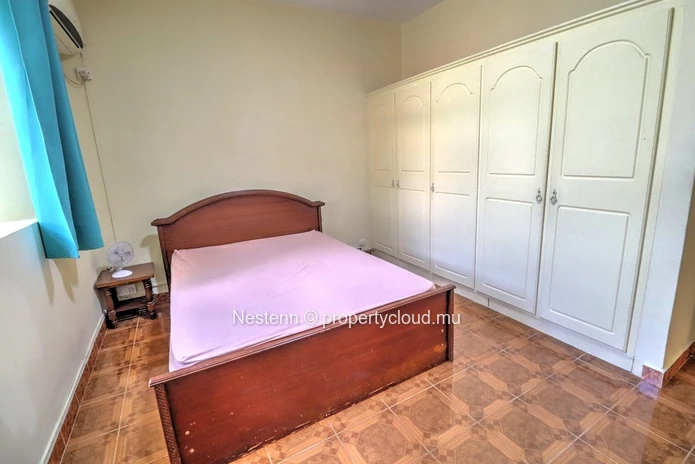 Maison au  rez-de-chaussée avec 3 chambres