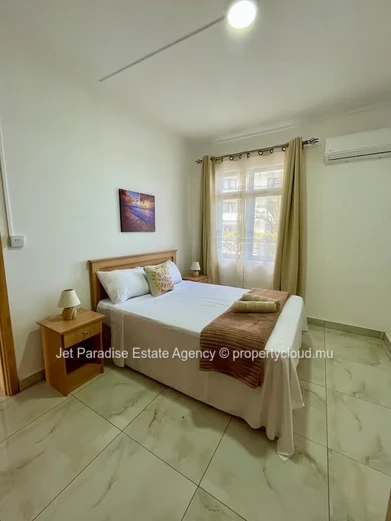 Modern Sea View Apartment with Swimming Pool
