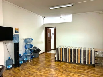Bureau de 4 Chambres