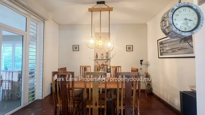 Modern single level house in Curepipe