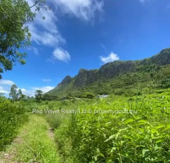 Premium Residential Land for Sale in Moka