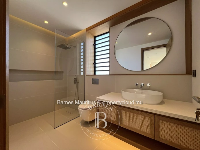 AZURI RESORT - Villa contemporaine de 4 chambres