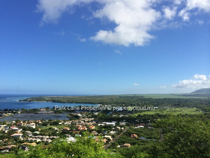 95 perches residential land with stunning views