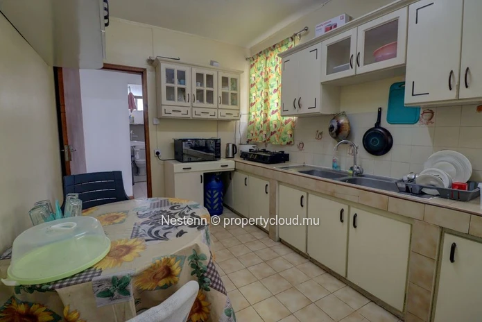Furnished apartment with mountain views in a secure residence