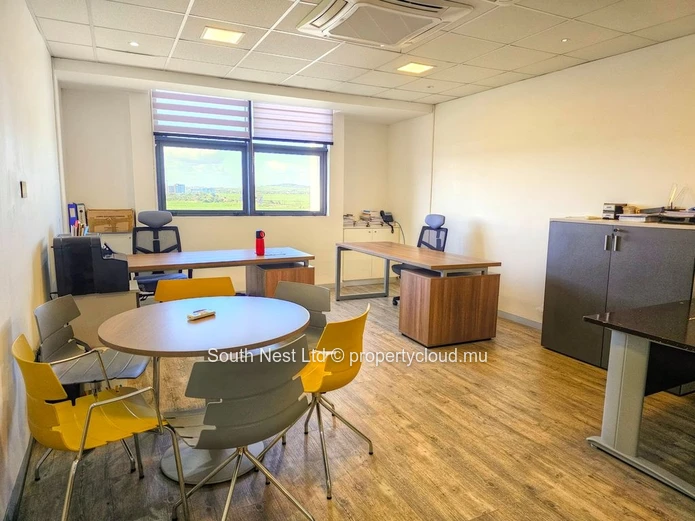 Opportunité d'Investissement – Bureau Commercial Premium à Vendre à Grand Baie