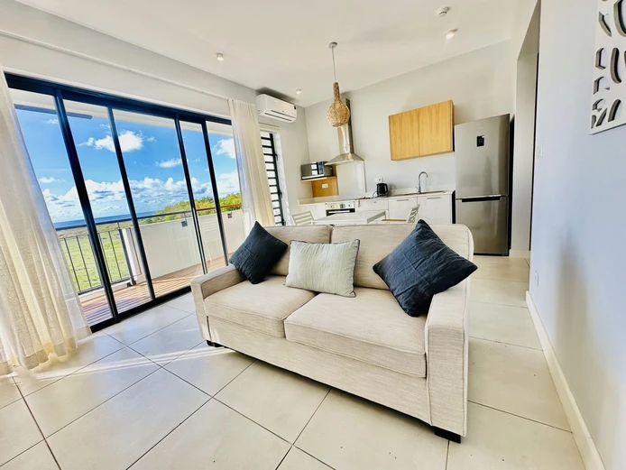 Modern & Stylish Apartment for Rent at The Grove, Cascavelle A Peaceful Haven with Spectacular Ocean & Mountain Views