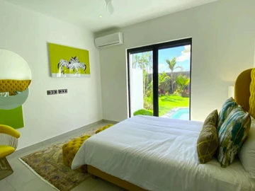 4 Bedroom Villa