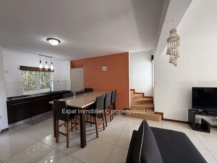 Triplex 3 Chambres En Résidence Sécurisée Avec Piscine – Grand Baie