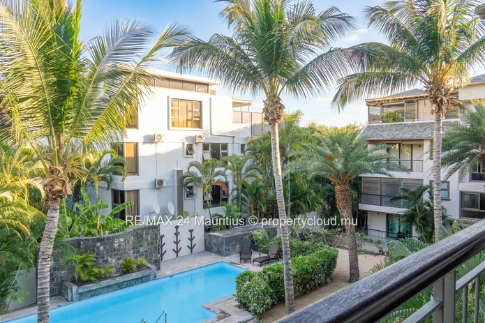 2-Bedroom Apartment near La Preneuse Beach