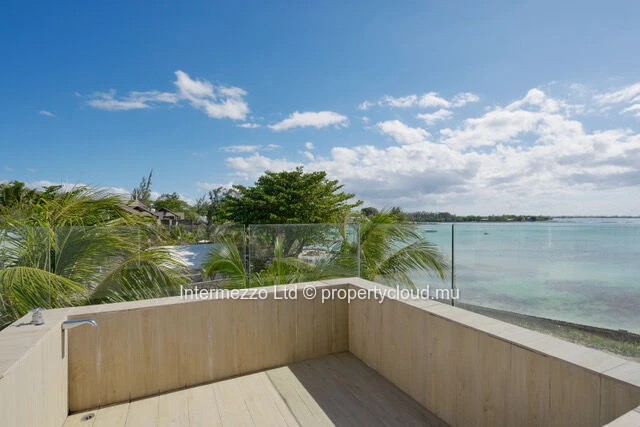 Penthouse 3 chambres en suite front de mer à Péreybère – Vue océan & Coin de Mire