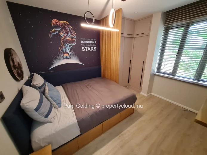 Located within the highly sought-after Waterway Residence Apartments. (Sole Mandate)
