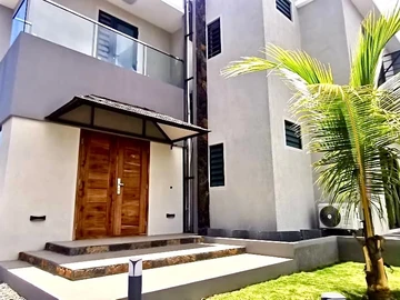 4 Bedroom Villa