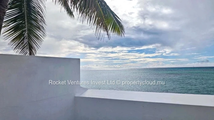 Villa en bord de mer avec 3 chambres à louer, Pointe aux Canonniers – Nord