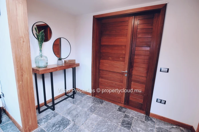 "Stunning 3 Bedroom House with private pool in Royal Park, Balaclava. - Can be yours for Rs 125,000 /month!"