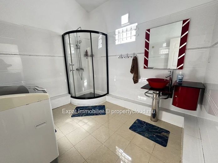 Fully Air-Conditioned 3-Bedroom Duplex In A Secure Residence With Swimming Pool – Grand Baie