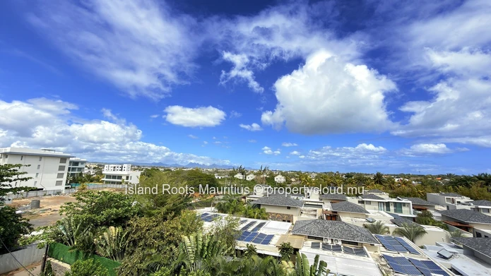 Modern Living in Péreybère – 3-Bedroom Penthouse for Sale (Sole Mandate)