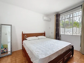 7 Bedroom Apartment