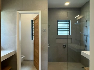 4 Bedroom Apartment