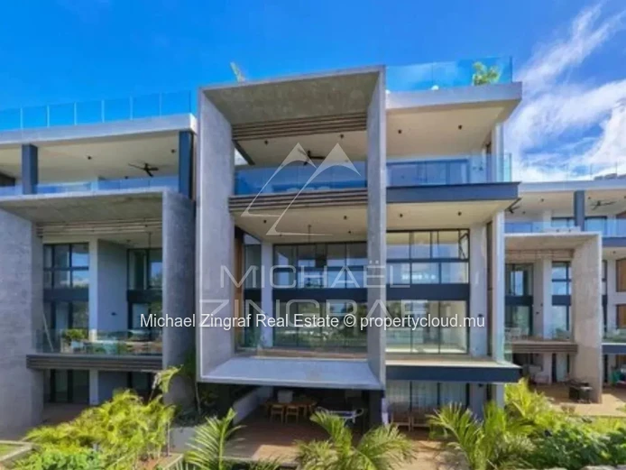 Exceptional Duplex in Pointe aux Canonniers