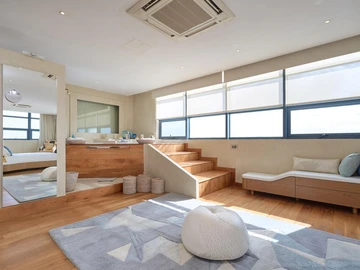 6 Bedroom Penthouse