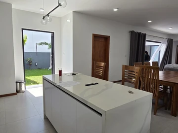 4 Bedroom Villa