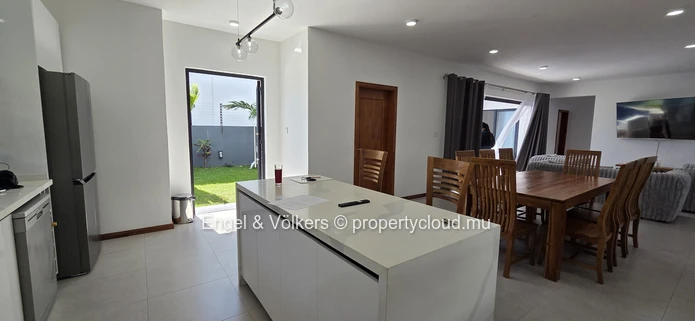 Brand-New 4-Bedroom Villa with Private Pool & Panoramic Ocean Views
