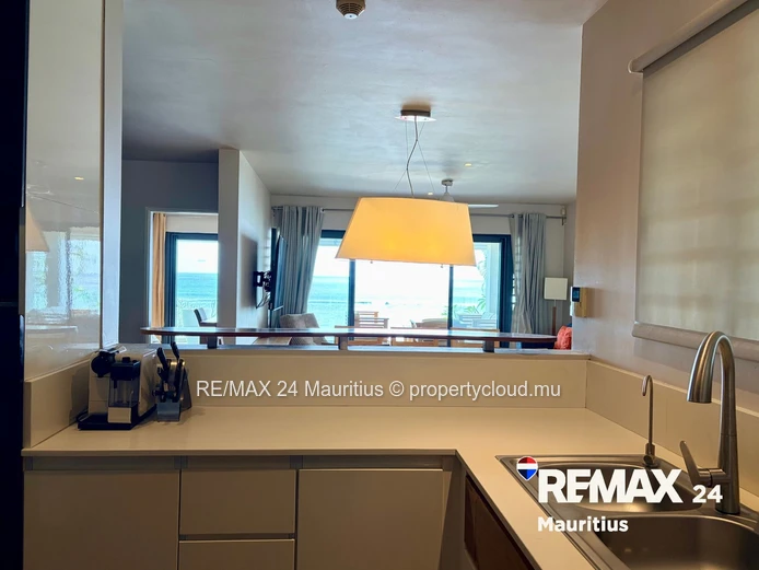 Beachfront Apartment with Unobstructed Ocean Views in Tamarin
