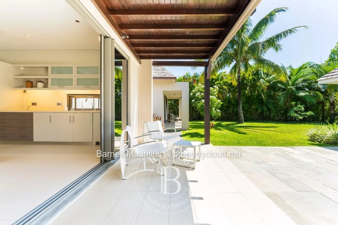 ANAHITA GOLF RESORT – Villa d’exception de 4 chambres avec piscine et vue sur le parc