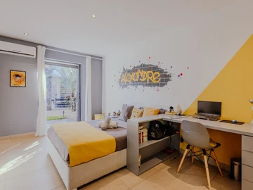 4 Bedroom Villa