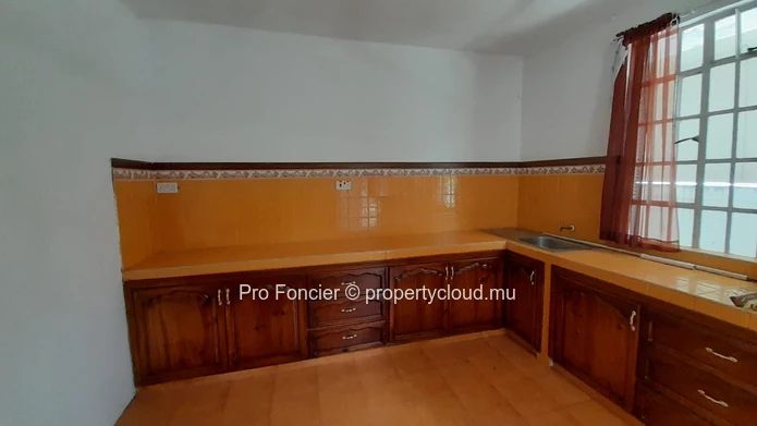 Ground floor of a house for rent in Vacoas