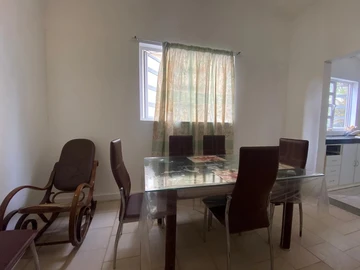 Maison de 8 Chambres