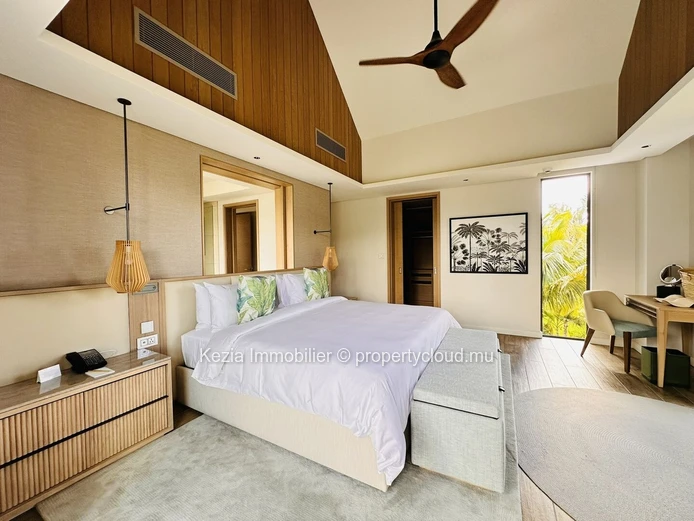 Signature Villa Within An Iconic 5? Beachfront Resort
