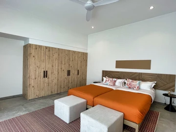 4 Bedroom Villa