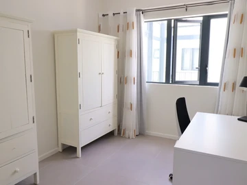 4 Bedroom Apartment