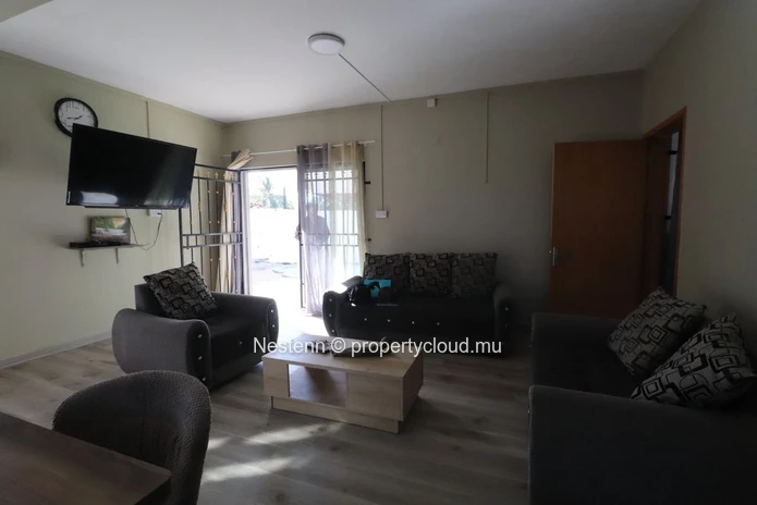 Charming 3-bedroom house with private pool 