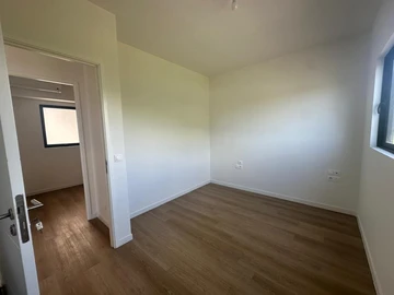 4 Bedroom Apartment
