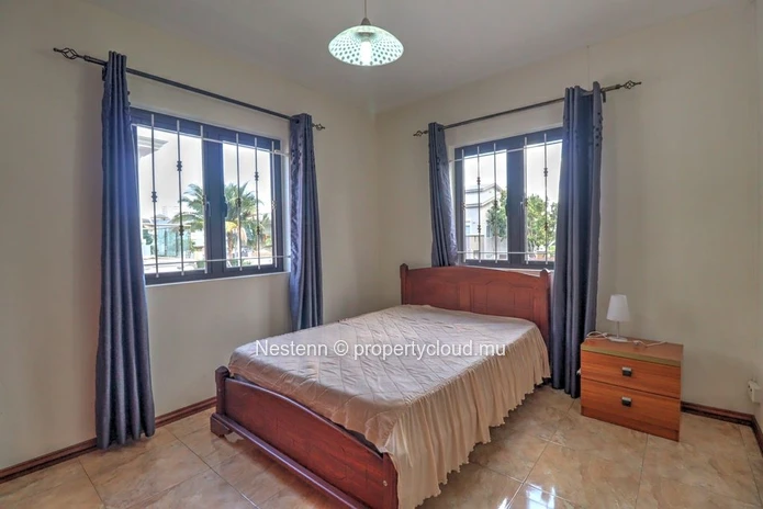 4 bedroom house of 168 m2, on a plot of 467 m2