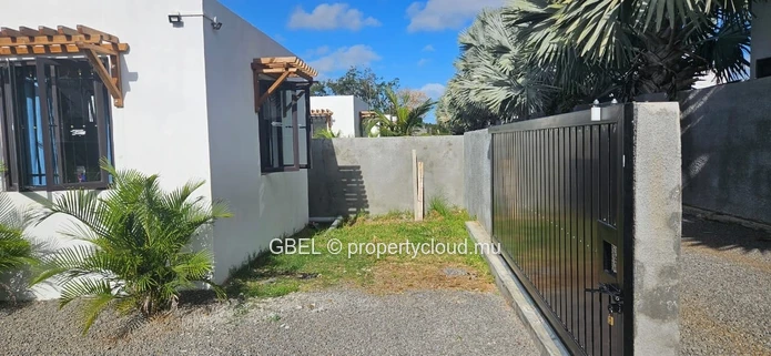 **Charming 3-Bedroom Villa for Rent in Peaceful Calodyne**