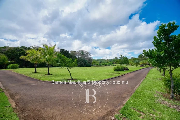BEL OMBRE - VEFA - Villa sur un golf - 4 chambres