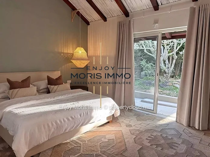 Modern Villa with Swimming Pool – For rent in Calodyne