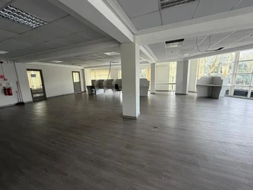 Bureau de 6 Chambres
