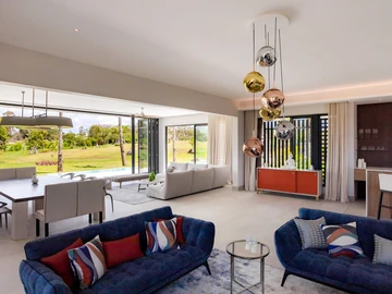 5 Bedroom Villa