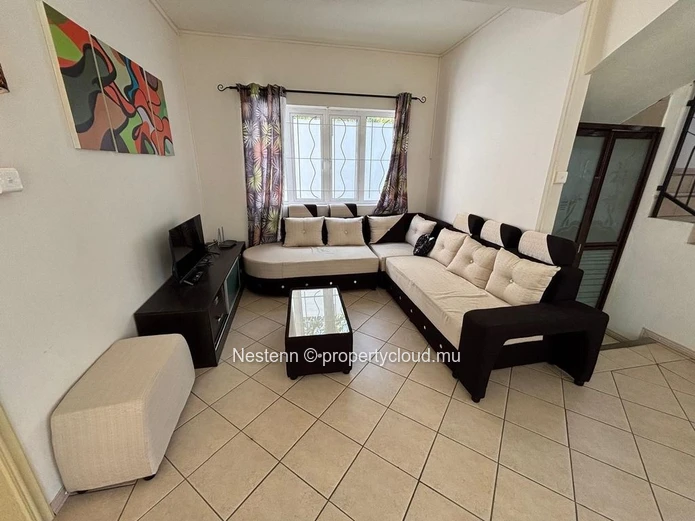 Charmante villa duplex traditionnelle avec 4 chambres