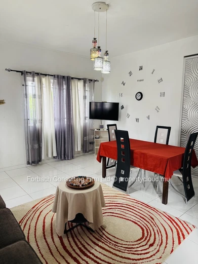 Maison de deux chambres au premier étage 