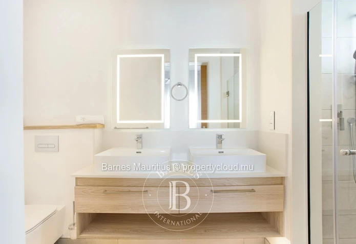 GRAND GAUBE - Luxury Seafront Living - 3 bedrooms