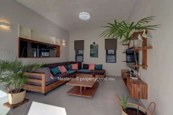 Magnifique villa de plain-pied fraîchement livrée avec piscine privée, dans un quartier résidentiel et paisible
